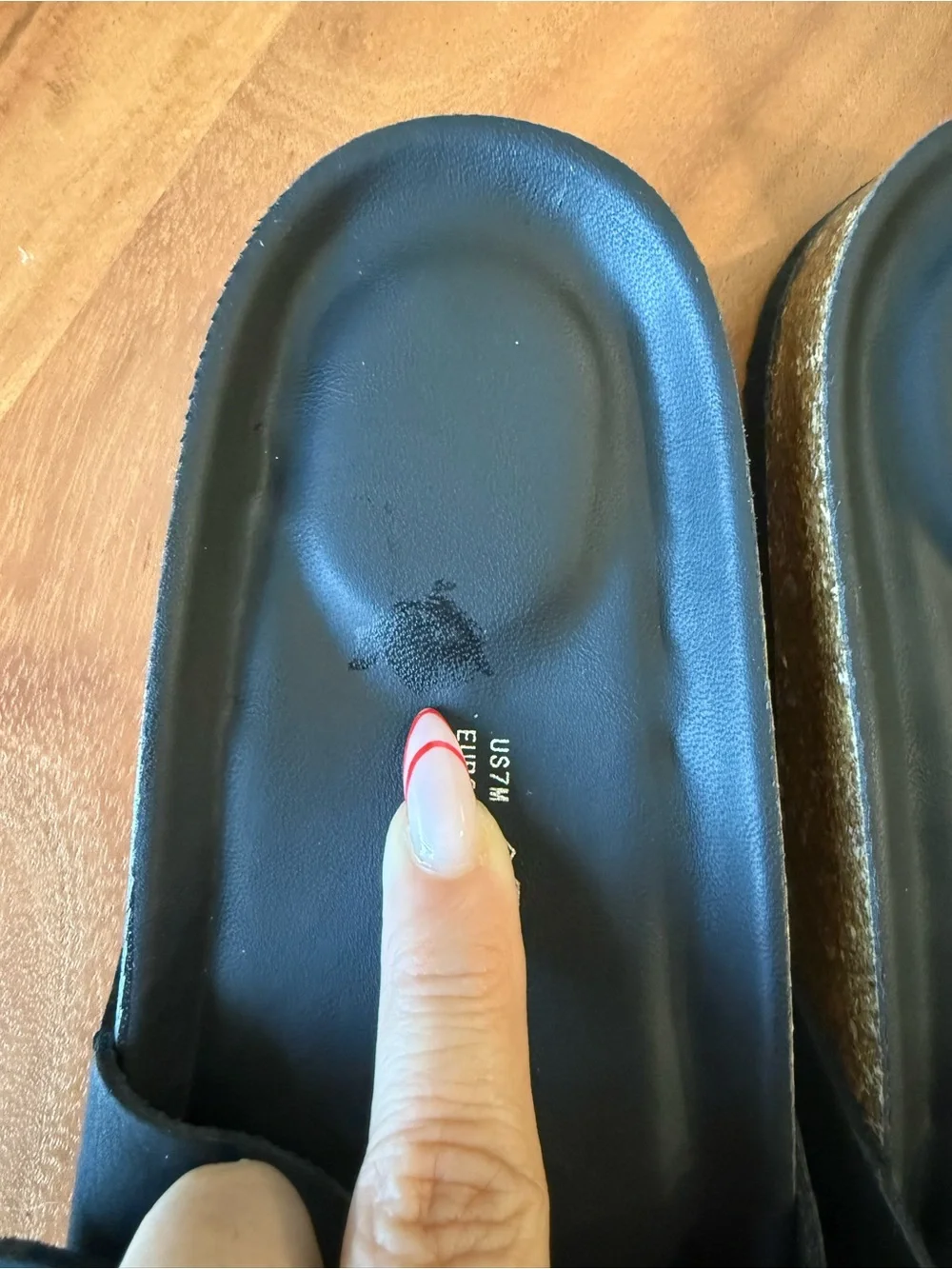New PROJECT CLOUD Buckle Slide
Sandals in black - Picture 3 of 7